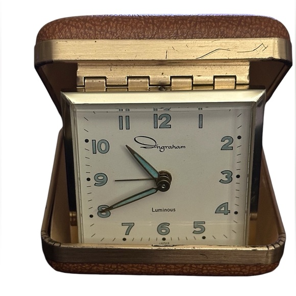 MCM Travel Alarm Clock INGRAHAM LUMINOUS-Wind up flip open case-Vintage works - Picture 1 of 7